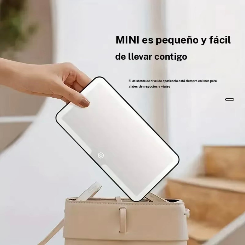 Espejo de maquillaje LED para coche