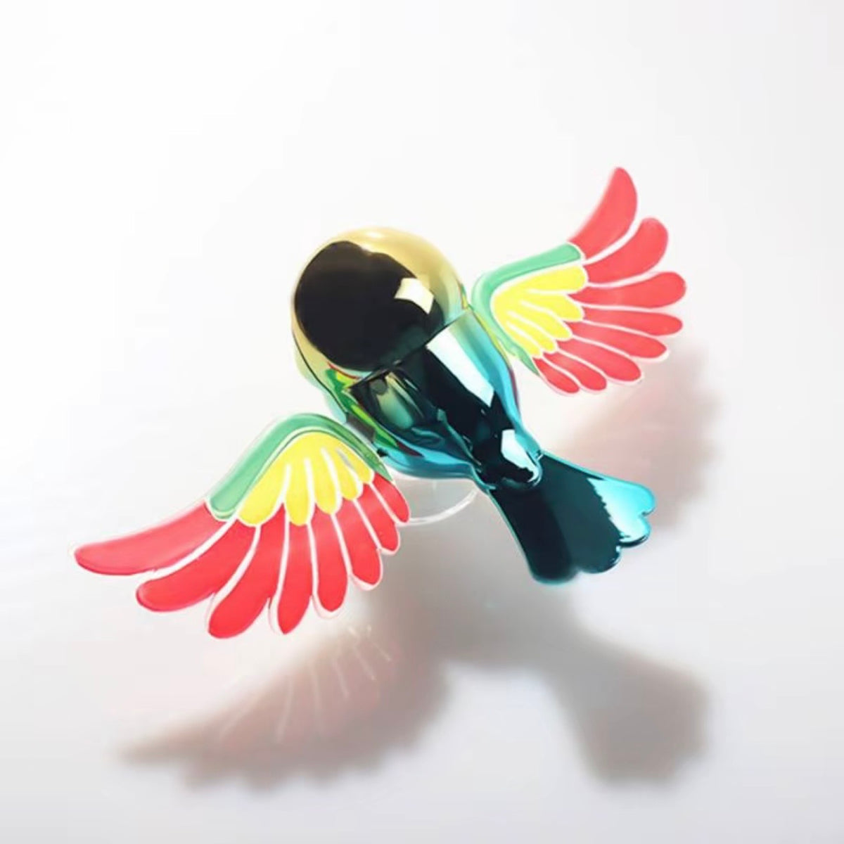 Pájaro adorno de coche con movimiento en la sala ￼